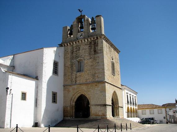 Largo da Se cathedral, Faro - The Algarve, Portugal